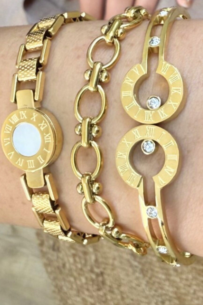 LEXIE ROMAN NUMERAL BANGLE