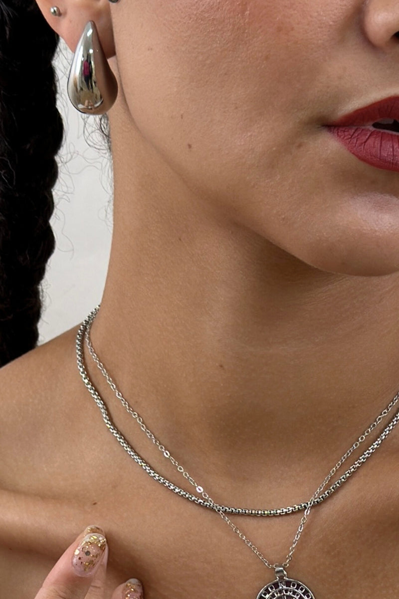 LOLITA TEARDROP EARRINGS - SILVER